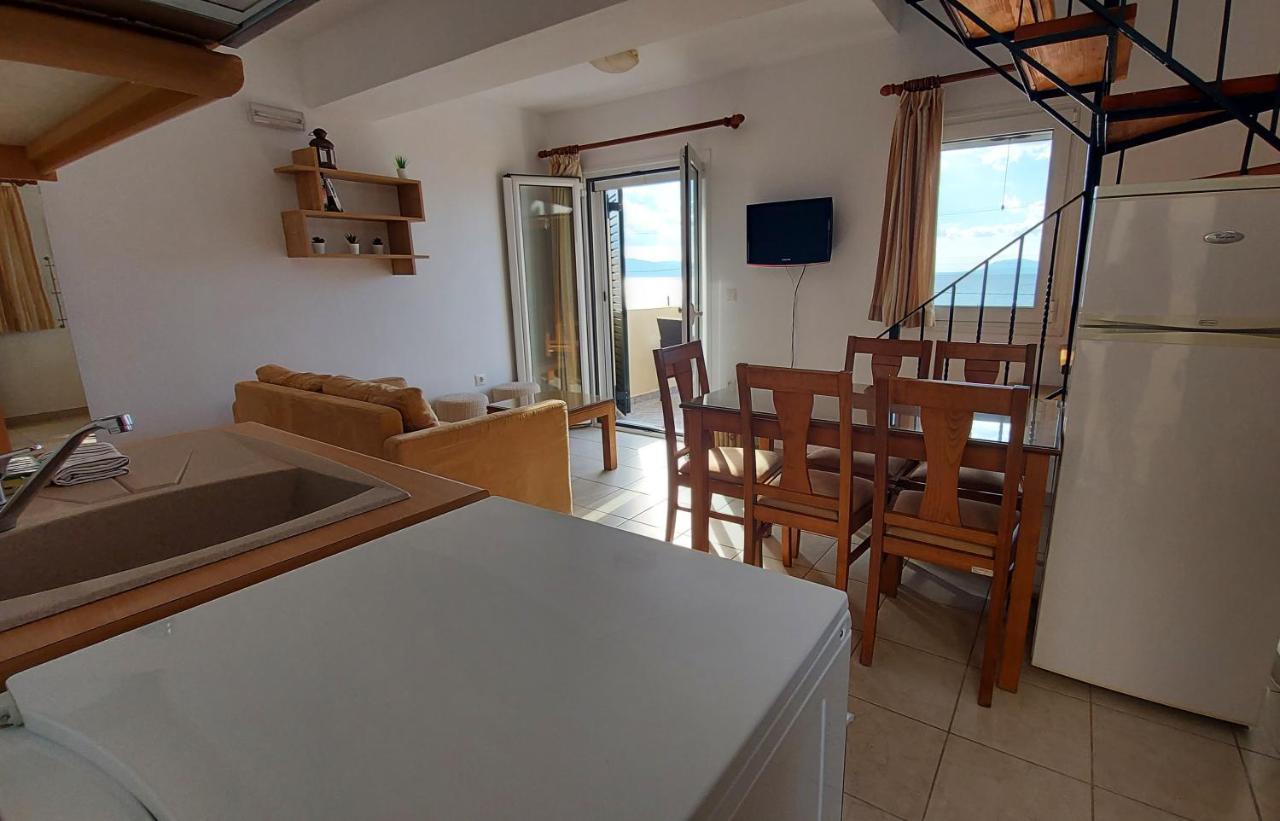 C-View Apartments Megalochori  Luaran gambar