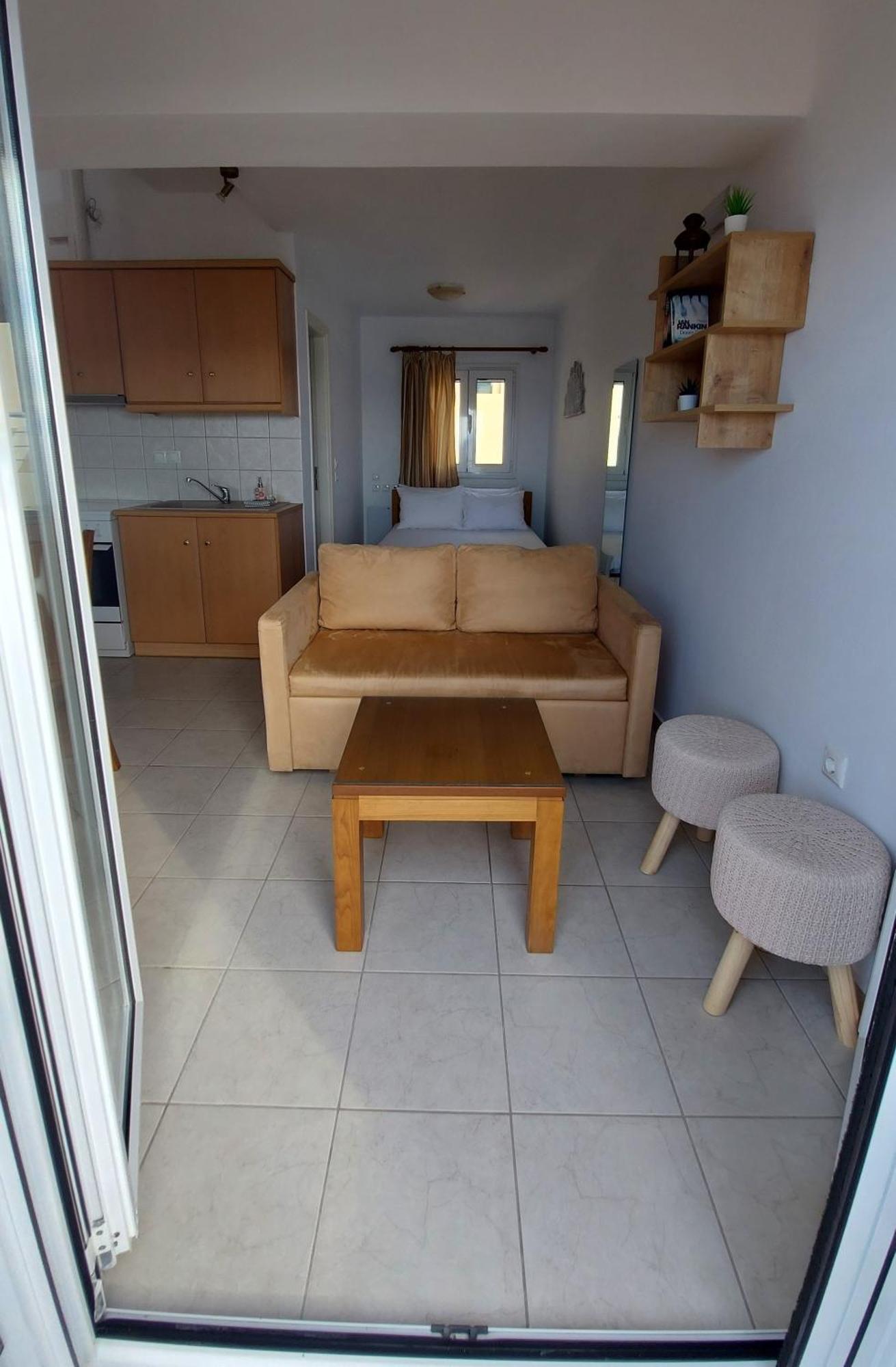 C-View Apartments Megalochori  Bilik gambar